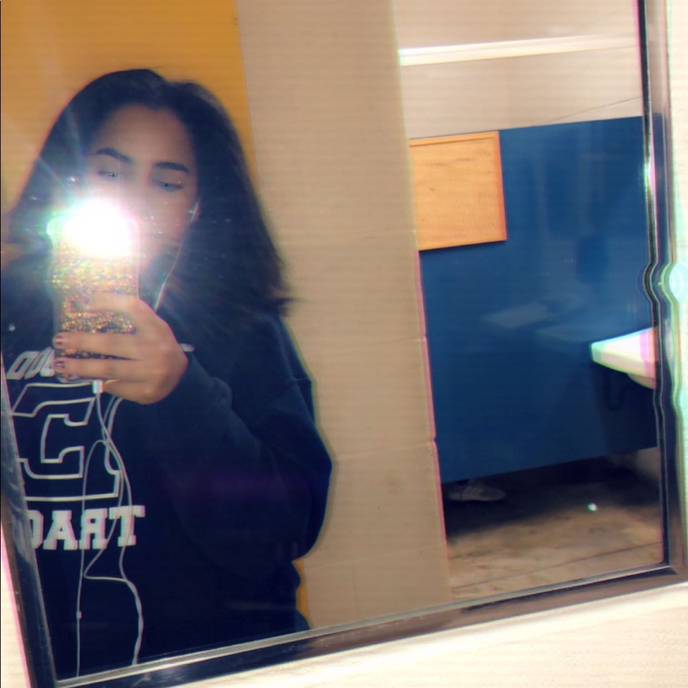 Meet your Posher, Jennelle